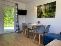 Lubiatowe Love - domki w otulinie lasu - B&B Lubiatowo