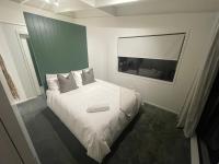 Private Water Front House - B&B Whangaparaoa