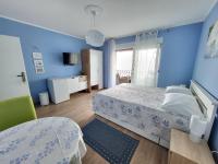 Queen Room with Sea View