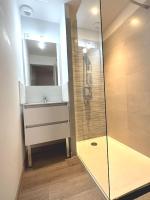 Appartement centre ville - PARKING PRIVE - WIFI - B&B