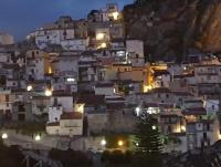 Antico Borgo - A due passi dalle Gole Alcantara - B&B Motta Camastra