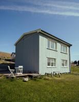 Sea and Mountain View - Scenic Village - 2BR House - B&B Viðareiði