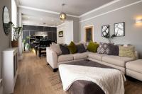 Stylish Central Apartment with Parking & Lift - B&B Bury St Edmunds