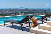 Villa Fortress, private pool, Game room, sea views - Bed and Breakfast Klis