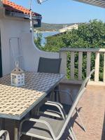 Apartman Marla - Bed and Breakfast Sevid