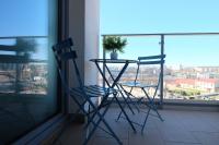 Estudio con balcón