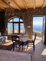 ΠΕΤΡΙΝΟ στην Άνδρο - B&B