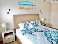 B&B Panama City Beach - Free Parking, Entire Home, King Bed&Community Pool - Bed and Breakfast Panama City Beach