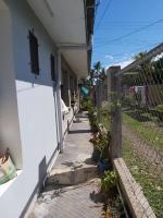 SRH APARTMENT- entire 1 bedroom unit with a kitchen & a bathroom - Walking distance to stores & supermarkets - Nadi International Airport is 3km's away - Chambres d'hôtes Naidi