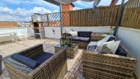 AL39 - Atico con barbacoa playa Fenals - B&B