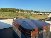 Floating house ARENA 3 - Chambres d’hôtes Pula