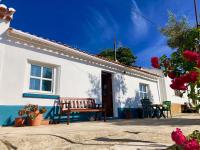 B&B Aljezur - Casa Anneli - relaxing under the olive tree - Bed and Breakfast Aljezur