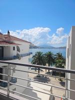 Sunshine Apartment - Ferienwohnung Saranda