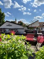 Penzion, vinný sklep a café Bárta - B&B