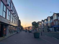 Stunning Bright Two Bedroom Apartment In Southbourne - B&B
