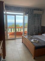 B&B Budua - Budva Metaxi Suits - Bed and Breakfast Budua