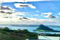 B&B Marazion - Very Spacious, Great location. Castle and Sea view - Bed and Breakfast Marazion