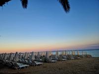 Vacation getaway Chalkidiki - spacious apartment close to the sea - Chambres d'hôtes Néa Flogitá