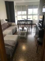 Apartamento cómodo y espacioso con parking - B&B Valencia