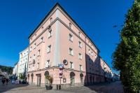 B&B Passau - Premier Inn Passau Weisser Hase - Bed and Breakfast Passau