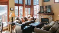 Woodhaven #19 by Bear Country - B&B Sun Peaks