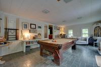 Gorgeous Victorian-Style House with Hilltop Pool! - B&B Rupert