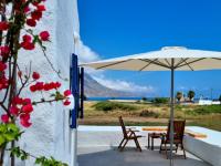 B&B Kissamos - All Season Lovely Seafront Cottage - Bed and Breakfast Kissamos