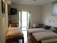 Triple Room with Private Bathroom