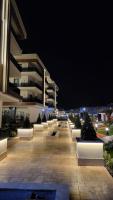Family Apartment with pool Eden Valley - Bed and Breakfast Alanya