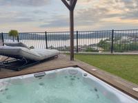 B&B Bergen - Sjøutsikt, jacuzzi og solfylt - Bed and Breakfast Bergen