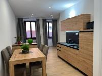 YUGOGO MAZZINI 41 - BILOCALE Trento Centro - B&B Trento