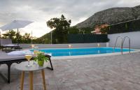 B&B Gornje Sitno - Mountain House Kajko with pool & free parking on site - Bed and Breakfast Gornje Sitno