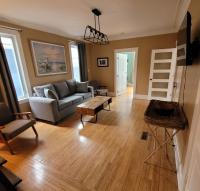 Apartment mit Balkon