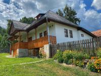 B&B Corbi - Casuta Bunicilor Corbii de Piatra - Bed and Breakfast Corbi