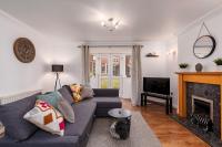 Hills Close - 3 Bed House - FREE Parking - Ferienwohnung Mexborough