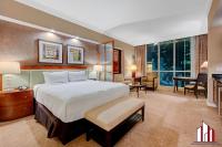 MGM Signature-29-819 F1 Track & Strip View Studio - B&B Las Vegas