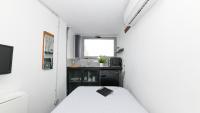 Monastiraki CityCenter Sleepbox- Unspoiled Athens Apartments - B&B Atene