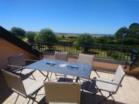 B&B Arzon - Appartement Arzon, 2 pièces, 6 personnes - FR-1-639-36 - Bed and Breakfast Arzon