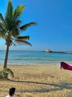 5th Av Studio Close to the Beach ADO Ferry & Mall - Chambres d’hôtes