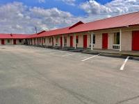 Relax Inn Mcgehee - B&B