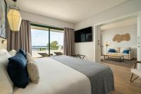 Preferred Club Master Suite with Frontal Ocean View