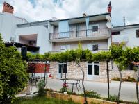 Retreat Apartments with free parking - Chambres d'hôtes Pula