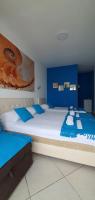 Dreibettzimmer mit eigenem Bad
