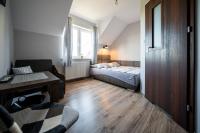 Großes Doppel-/Zweibettzimmer