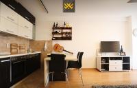 Deluxe Apartment 1BR+ with Parking - B&B