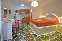 Studio with Garden View (2 Adults)