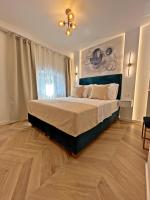Deluxe Double Room with Shower
