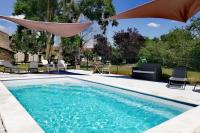 B&B Frontenay-sur-Dive - 18th century farmhouse near Poitiers and Chinon - Bed and Breakfast Frontenay-sur-Dive