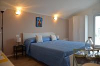 Driepersoonskamer met Badkamer