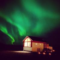 Unique Barnhouse in Amazing Gimsøy in Lofoten - Bed and Breakfast Saupstad
